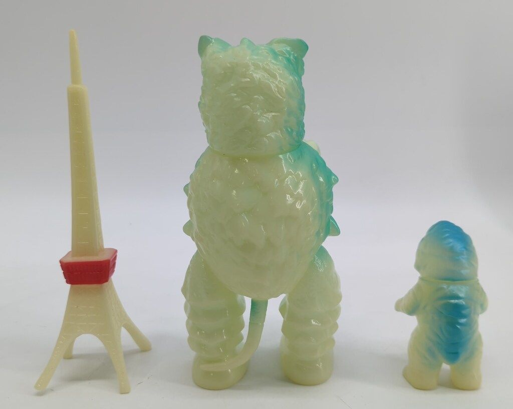 M1号 世紀の大怪獣ウルトラQウルトラマン 東京タワープレイセット 蓄光