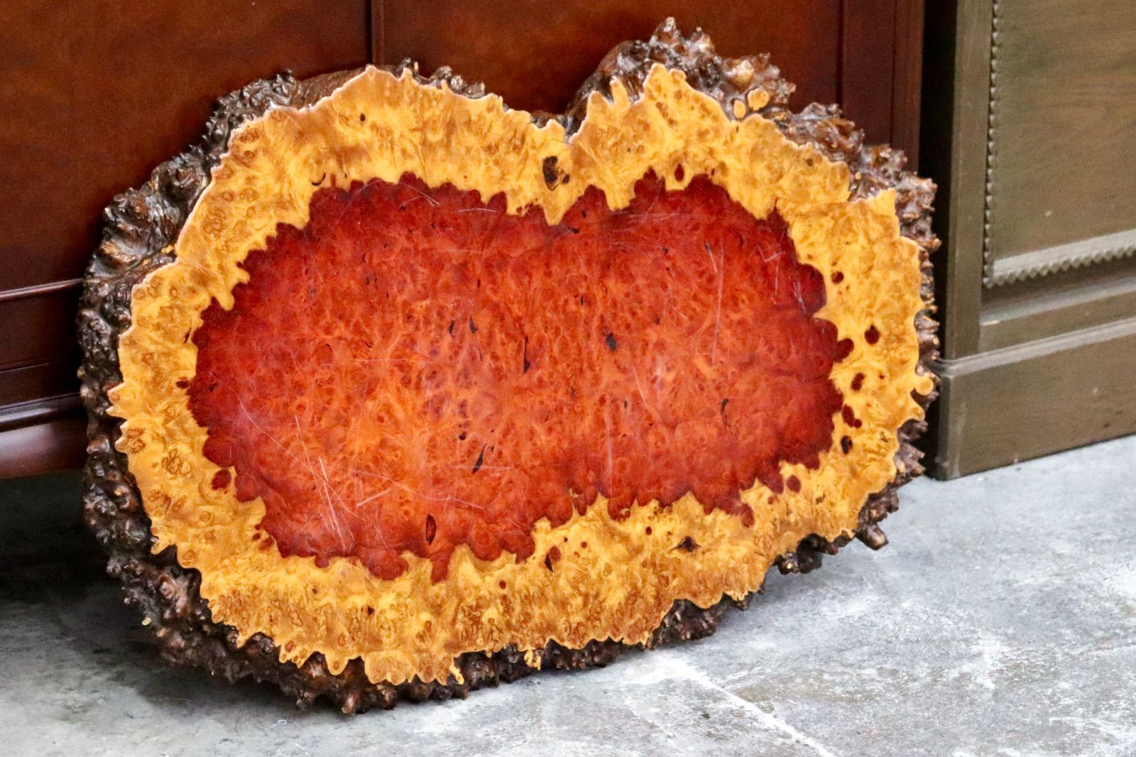 GMIH340○花梨 花台 一枚板 無垢材 瘤杢 葡萄杢 満鬼面紋 プレート