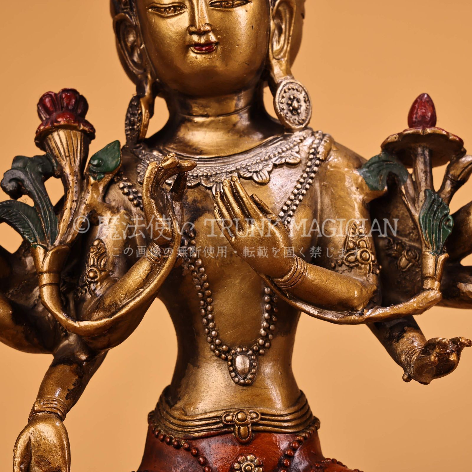 旧家蔵出し 銅製 描金 浮彫 鏨刻 彩繪 尊勝仏母像 仏像 密宗密教 供養
