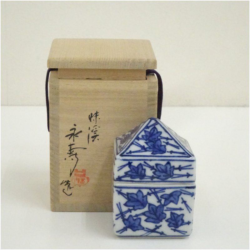 九谷焼 味渓窯 矢口永寿造 染付辻堂香合（共箱） 茶道具 茶道 香道 香