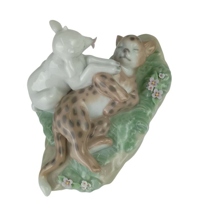 LLADRO リヤドロ 置物 平和の王国（豹と子ヤギ） 6926 マルチカラー