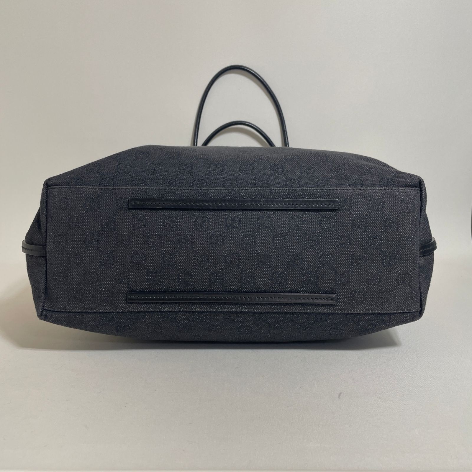 2601-112｜美品｜グッチ GGキャンバス トートバッグ ブラック - メルカリ