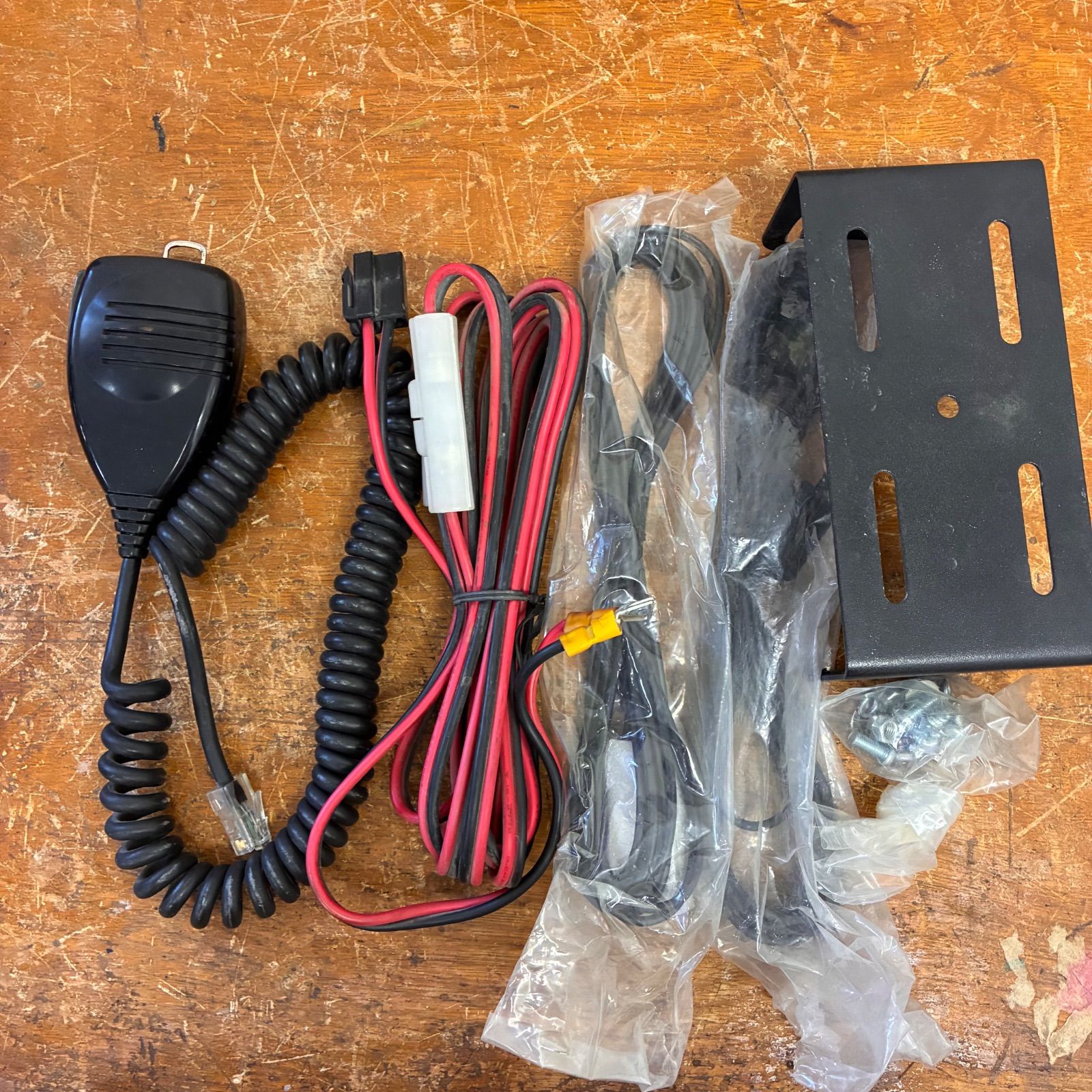 ジャンク品】ICOM IC-208 144/430MHzデュオバンド FMトランシーバー