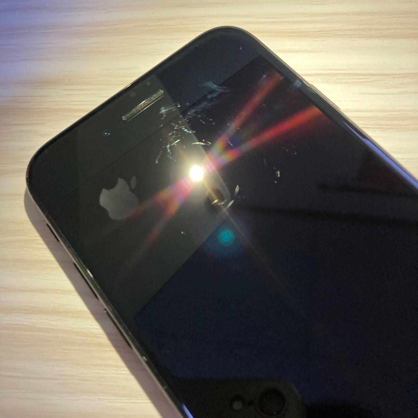 iPhone7 128GB JET BLACK バッテリー82% SIMフリー - メルカリ