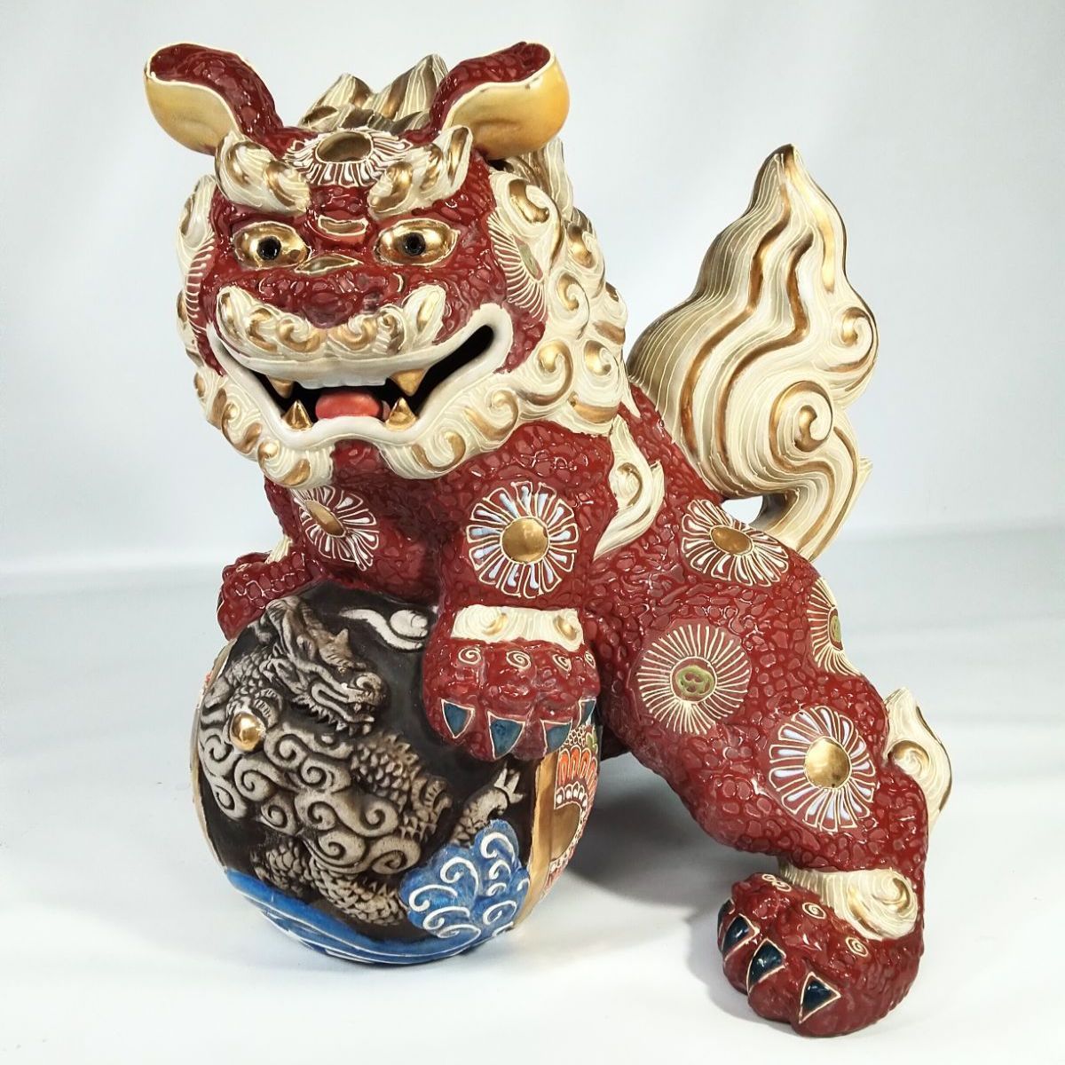 九谷焼 須栄義作 八幡窯 玉乗り獅子 高さ約30.0cm 置物 陶器 シーサー