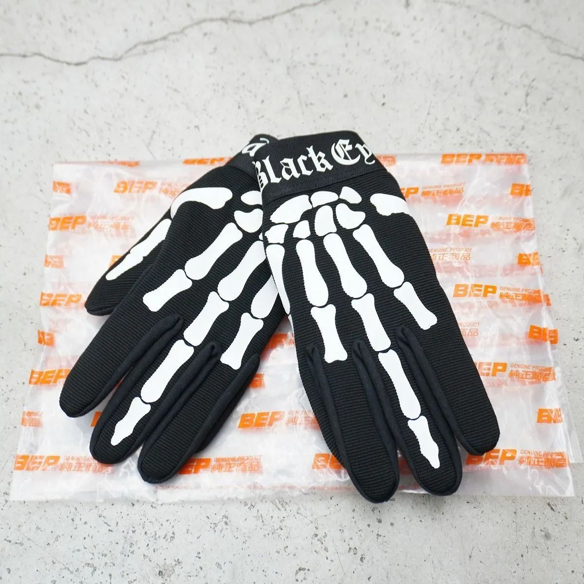 BLACK EYE PATCH ブラックアイパッチ SKELETON'S FINGER GLOVES