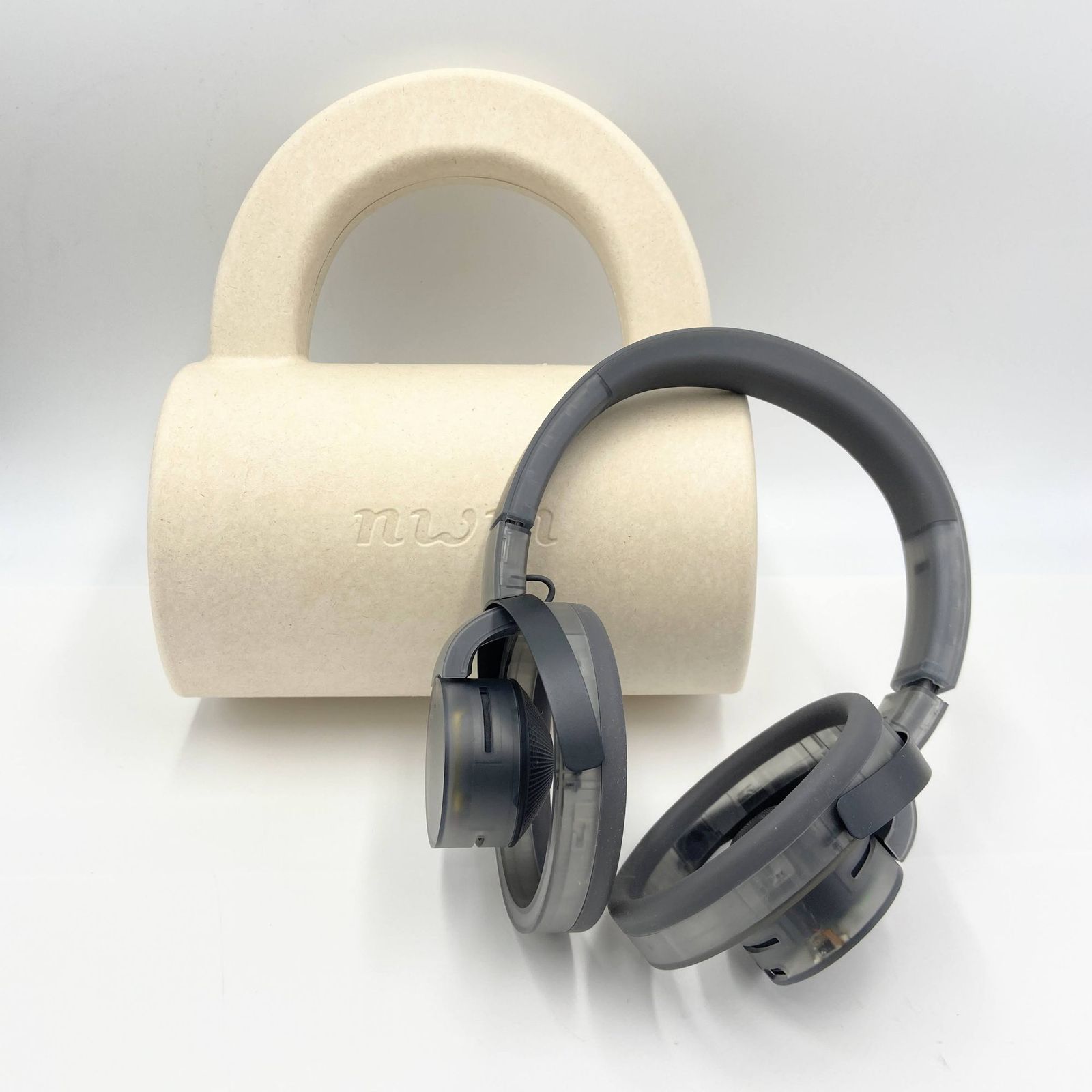 美品 nwm ONE on-ear speakers MBH001 ヘッドホン【C6070-80】 - メルカリ