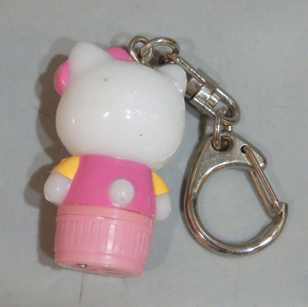 サンリオ ハローキティ マジックライトキーホルダー 1996年 - メルカリ