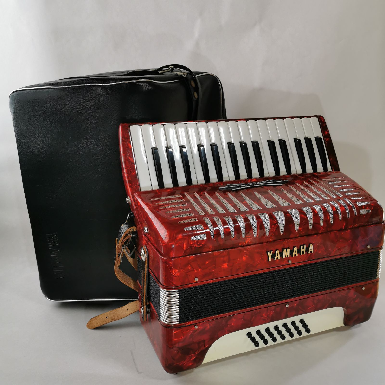 な*ろ様 【動作OK】 YAMAHA 8905 アコーディオン な*ろ様 【動作OK