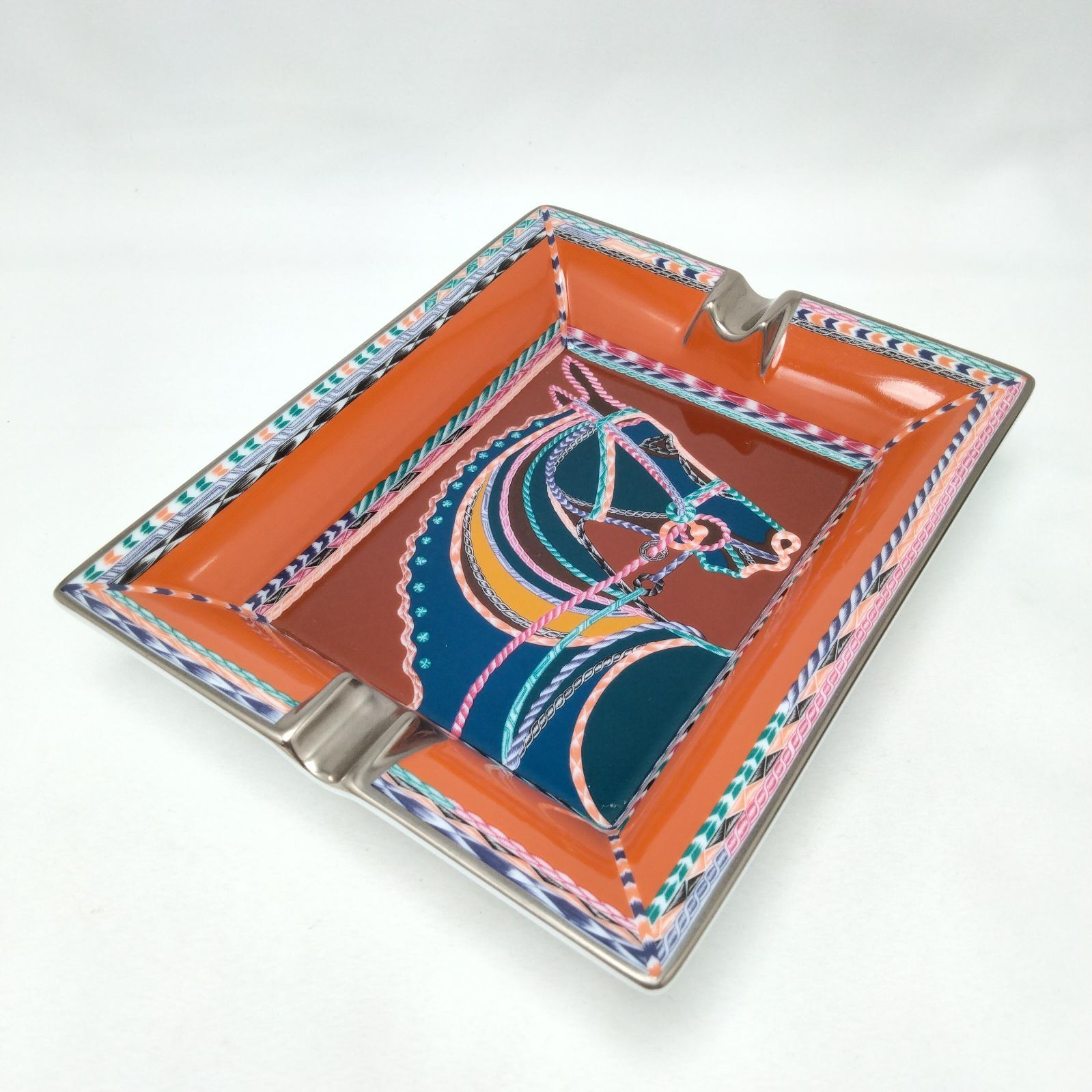 配送 ✨️HERMES✨️エルメス 灰皿