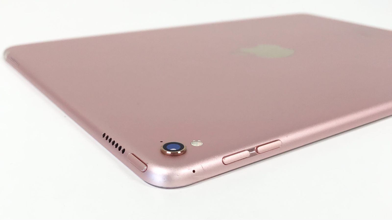 iPad Pro (9.7 inch) Wi-Fi 32GB A1673ゴールド 第1世代】iPad Pro 9.7