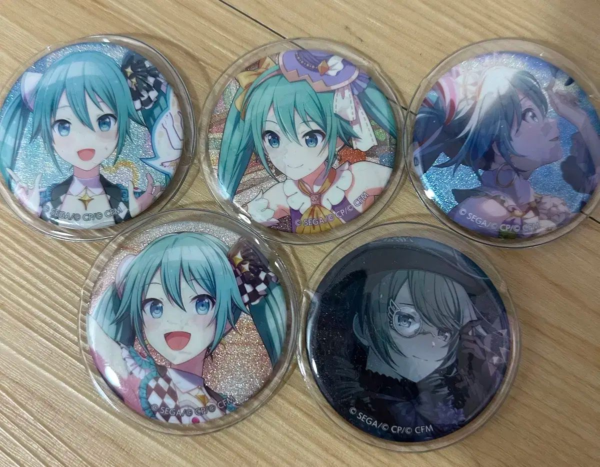 初音ミク ビッグ缶バッジ art by KEI スポーツ報知限定 初音ミク