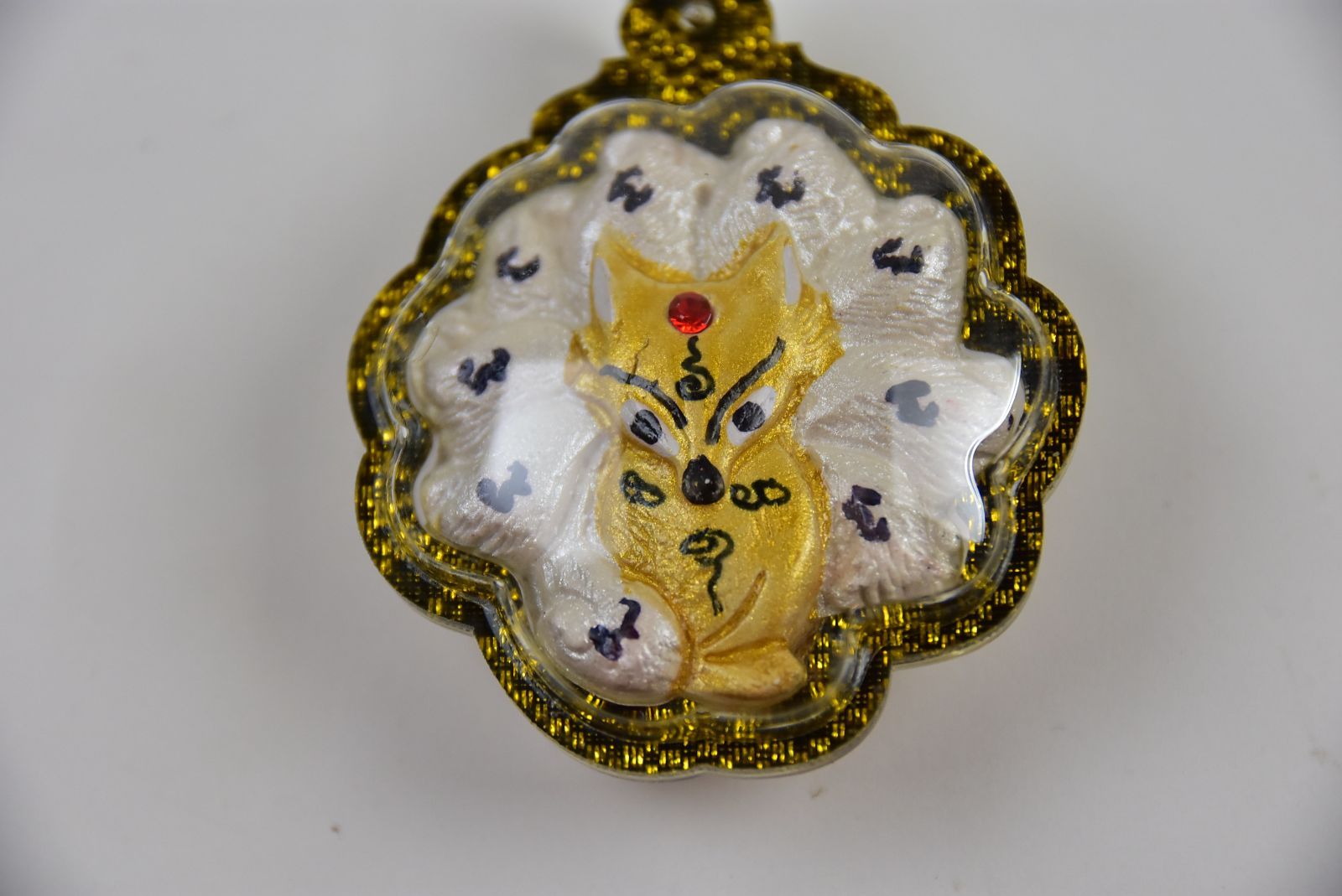 タイのお守りプラクルアン九尾の狐金運&恋愛運がアップ タイ 【 【藝術