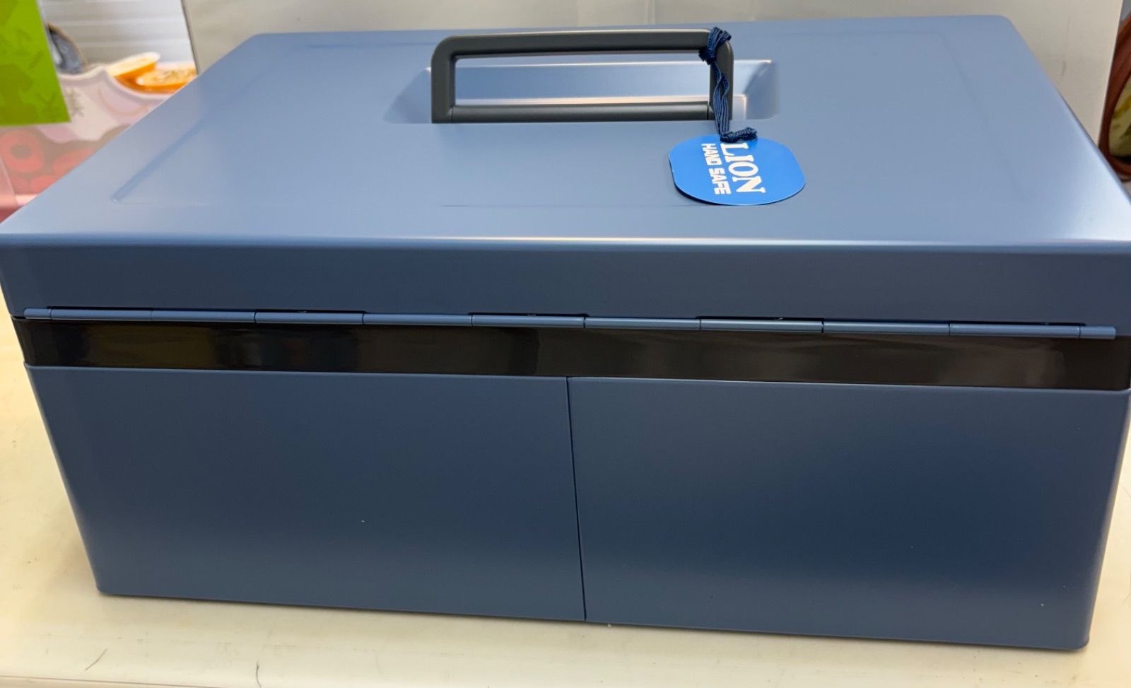◇金庫 ライオン事務器 LION 人気 No.92M 手提金庫 ブルー ヨドバシ