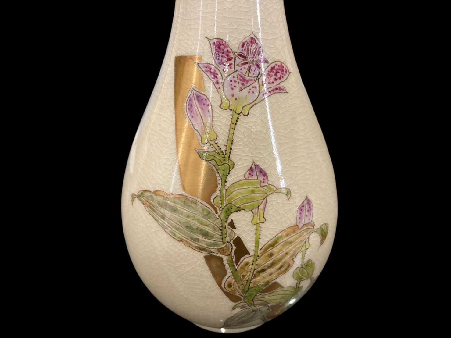 804 オールド薩摩 金彩色絵 花瓶 一対 時代物 804 オールド薩摩 金彩色