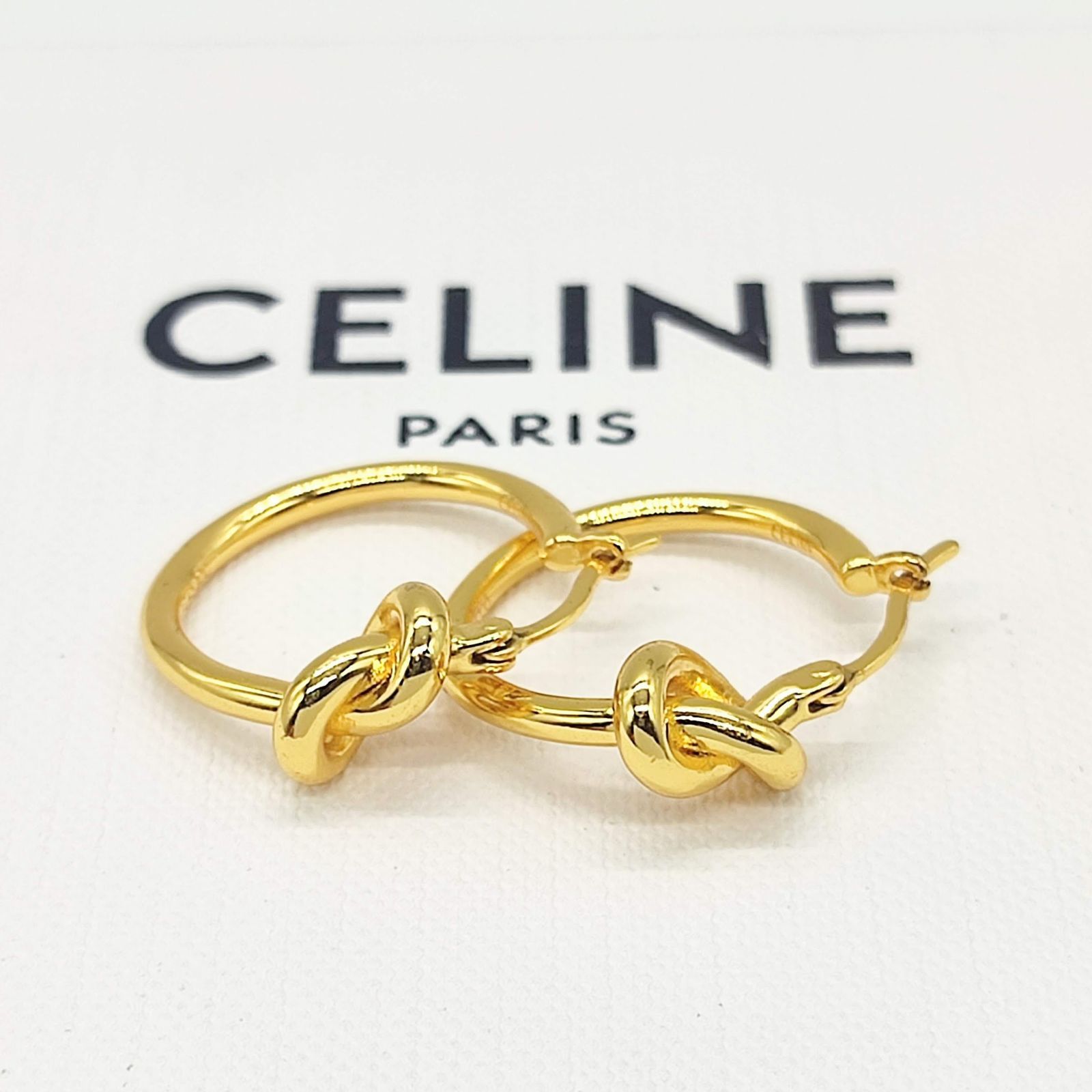 CELINE ゴールド ノットデザイン フープピアス