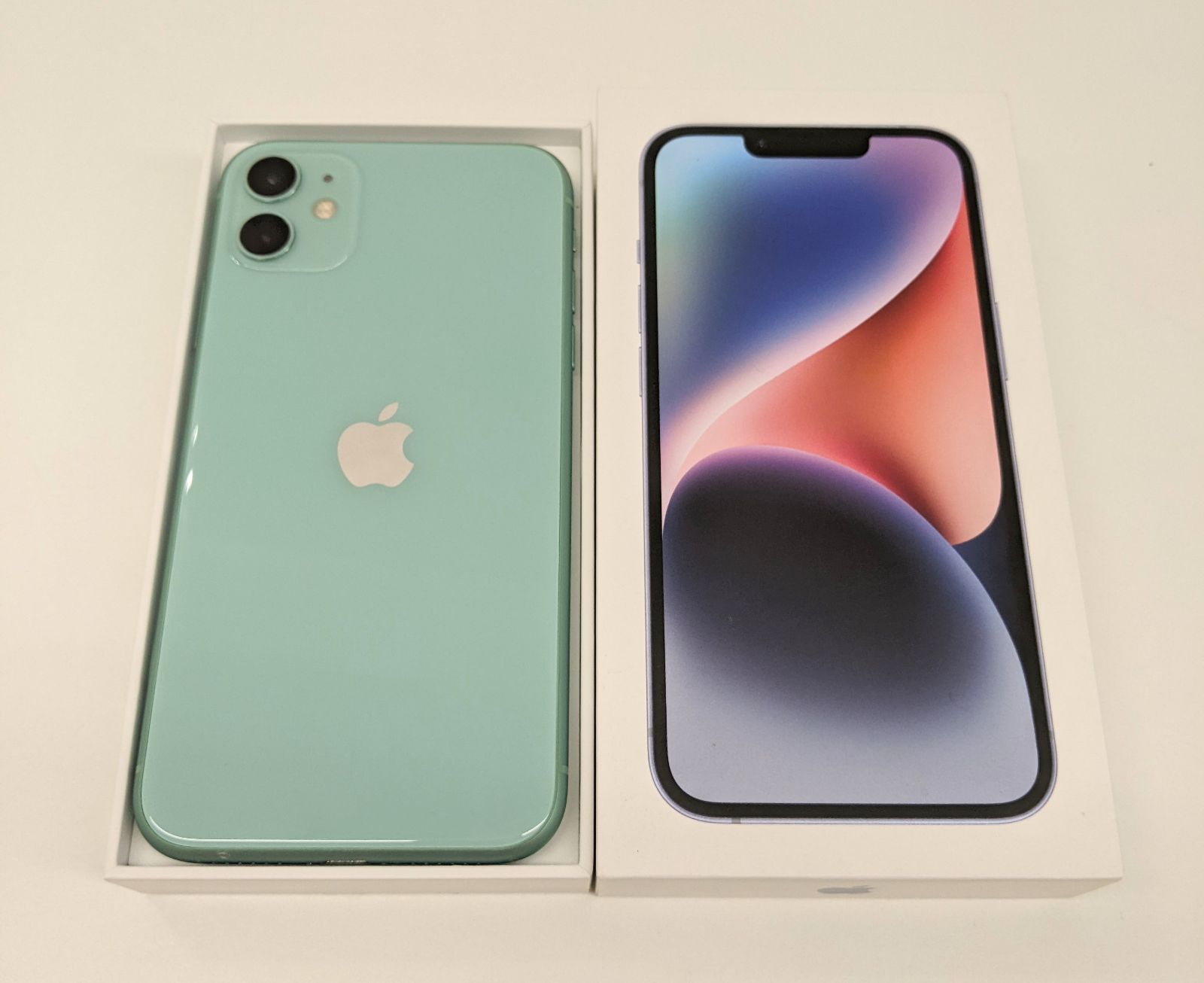 iPhone11 オファー 64GB SIMフリー 緑 グリーン Green 本体 iPhone11