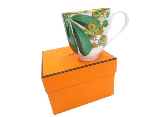 色絵金銀彩輪花酒盃 (前田正博) 色絵金銀彩輪花酒盃 (前田正博) Yahoo