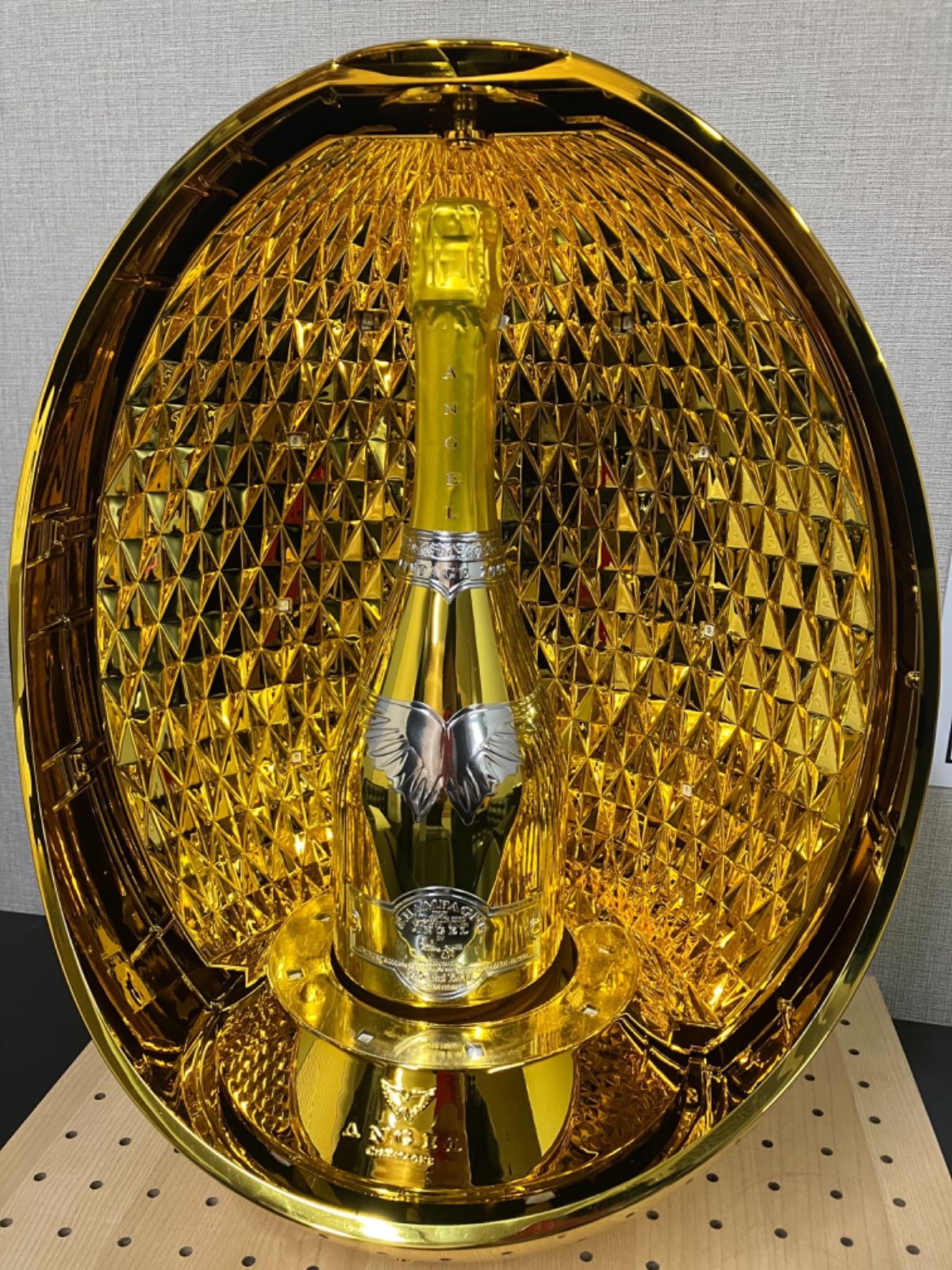 エンジェル エッグ シャンパン 空瓶 人気新品入荷 エッグ エンジェル