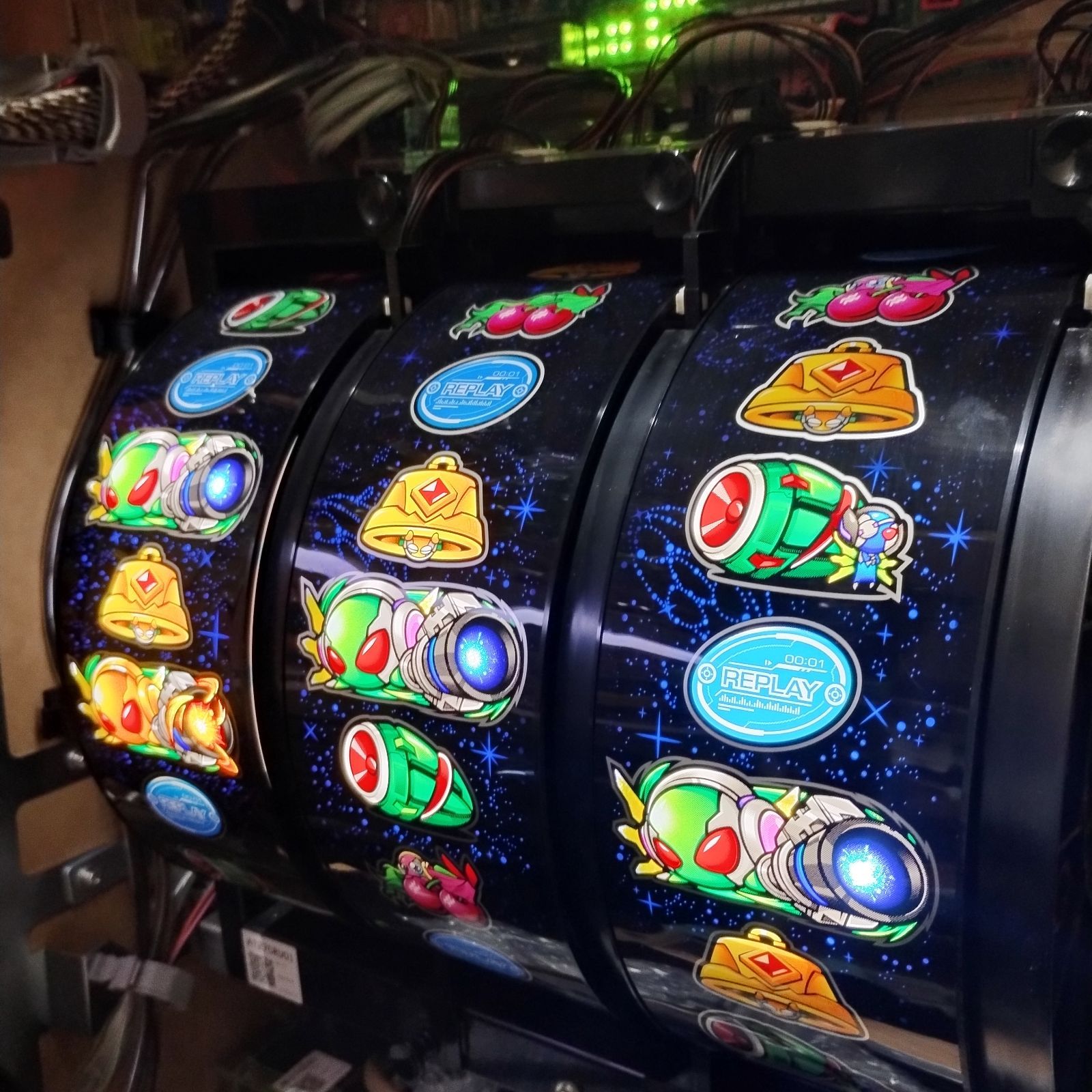 パチスロ エイリヤンエボリューション 不要機 サミー系との交換も可