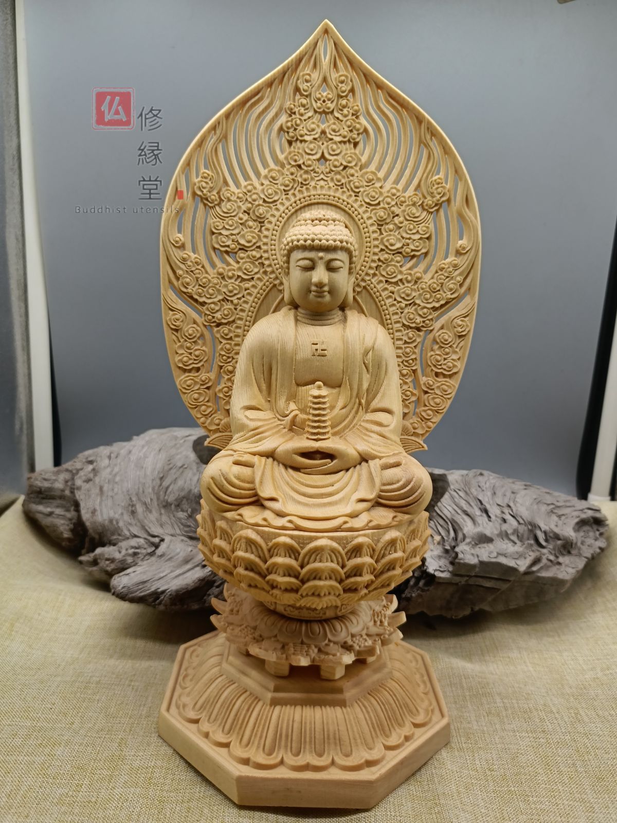 修縁堂】極上品仏教美術 精密彫刻 彩繪 彩金 如意輪観音 手彫り仏師で