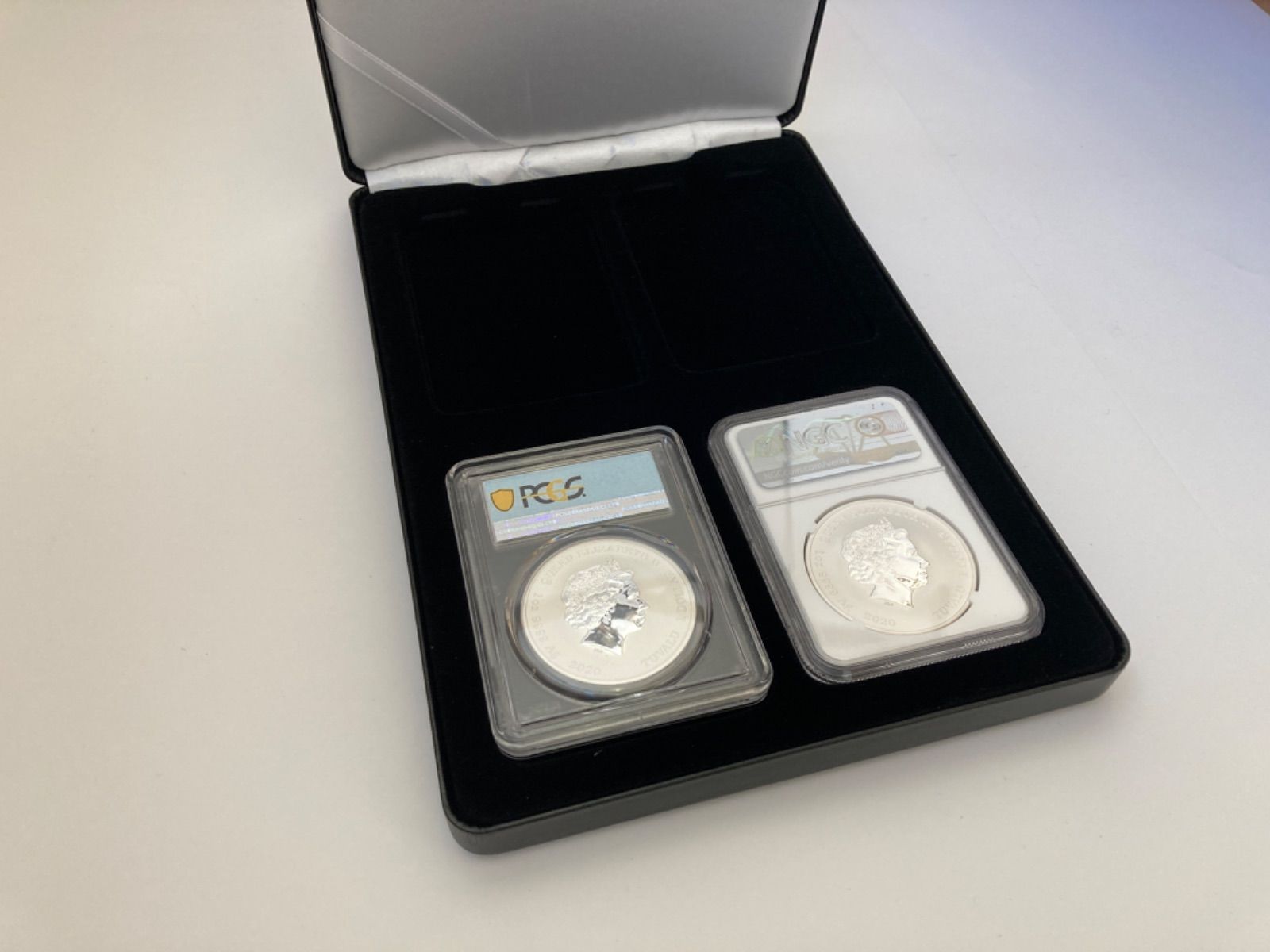 スラブコインケース 4枚用 ライトハウス 新品 NGC PCGS - メルカリ