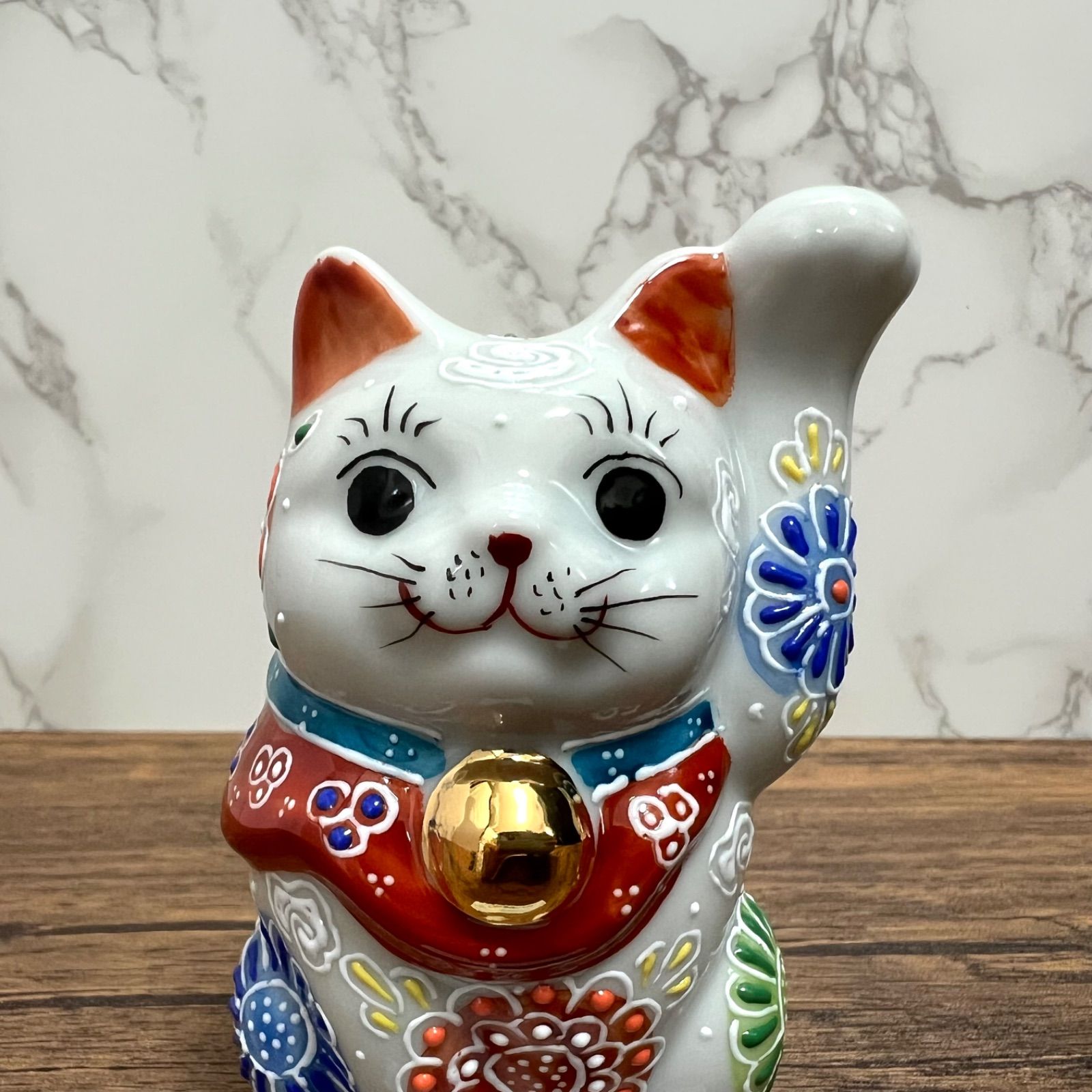 有田焼 勝山窯 招き猫 千客万来 開運 招福 置物 縁起物 白磁 14.5㎝ 中