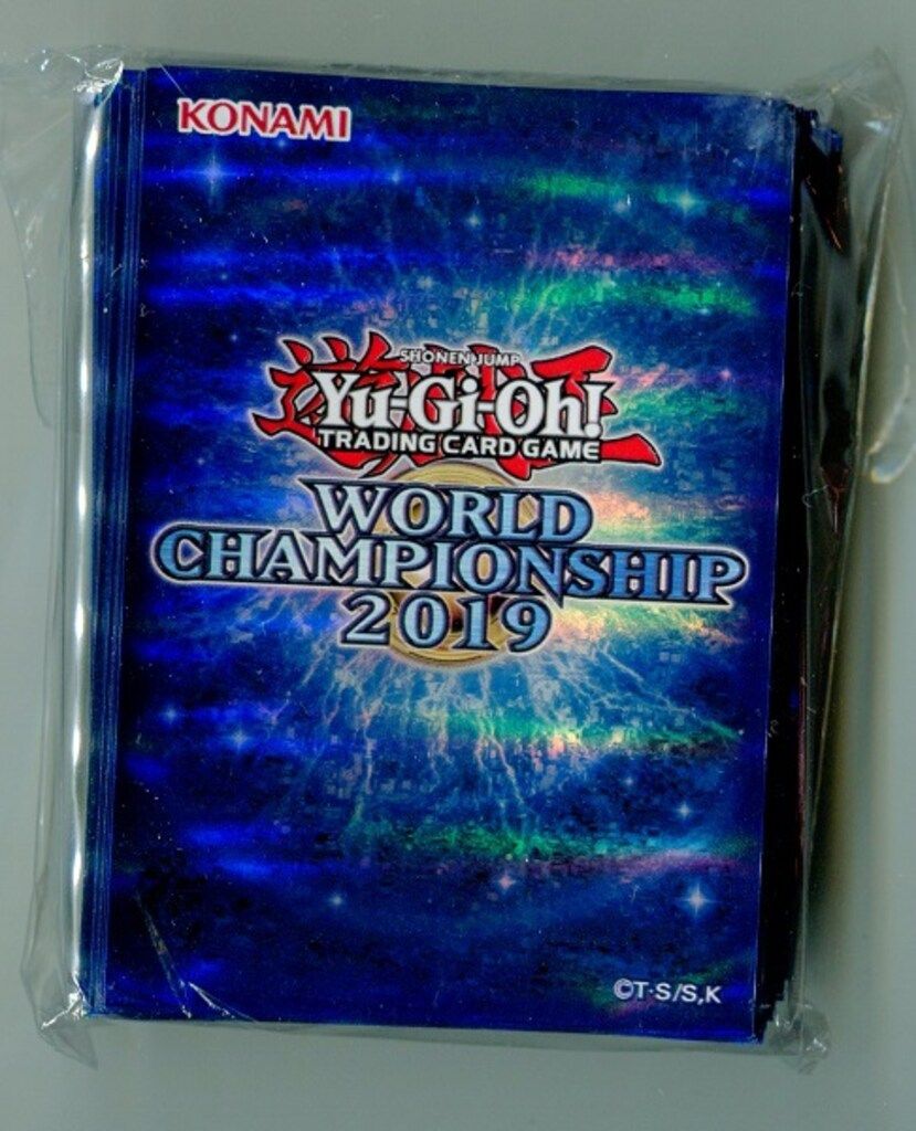 遊戯王 公式 WCQ 2019 スリーブ 青 100枚 遊戯王 公式 WCQ 2019