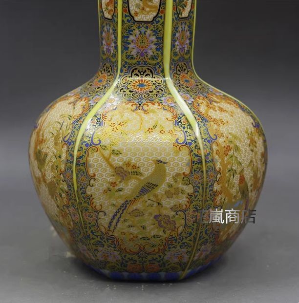 清雍正蒔金花鳥六方瓶 景徳鎮 陶磁器 装飾品 現代工芸品 美術品 置物