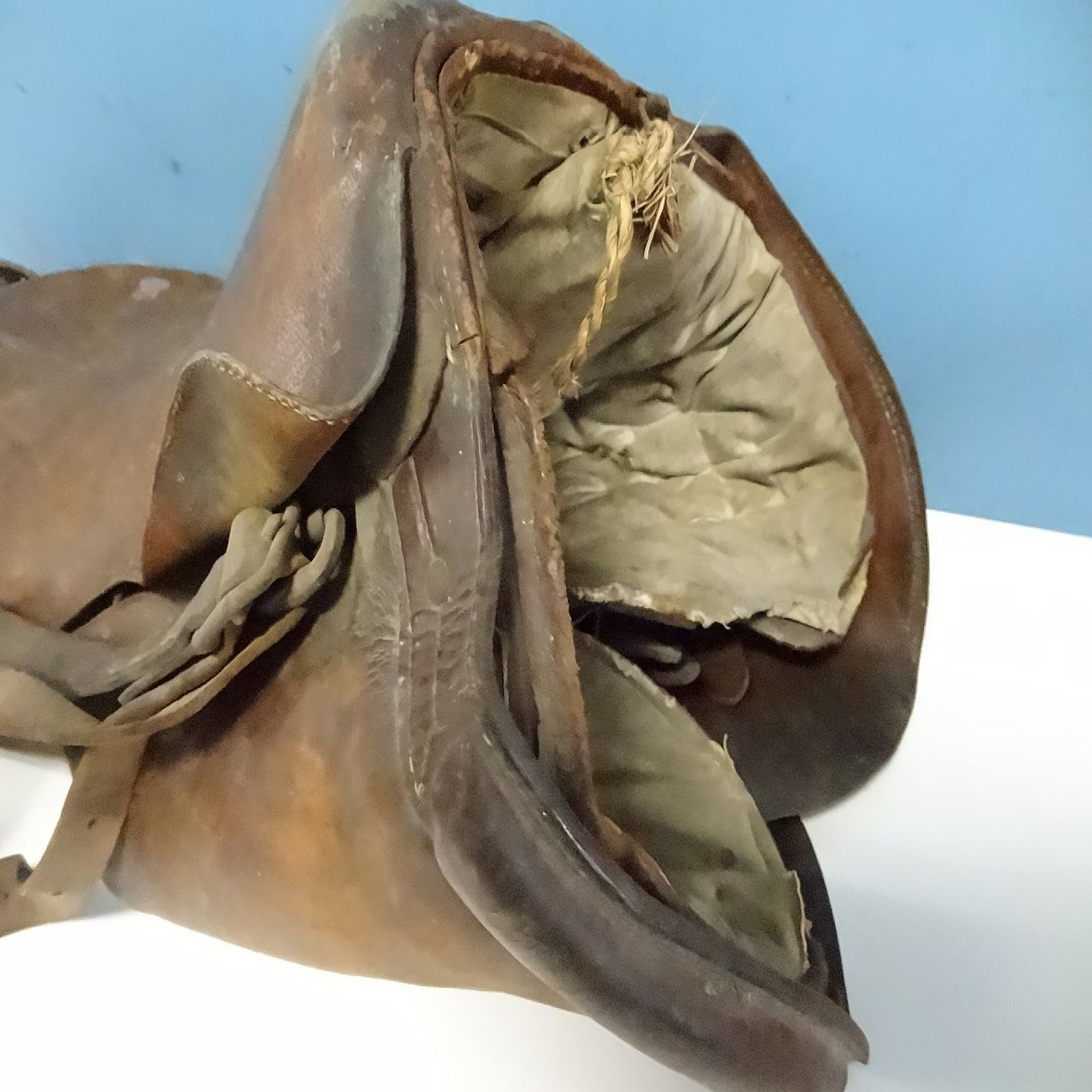 旧日本陸軍将校軍馬用鞍戦前後時代レザーアンティーク63センチ馬具当時物