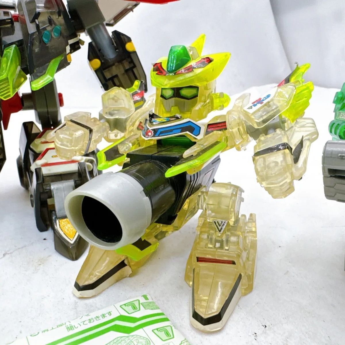 ビーダマン 爆外伝 ビーダアーマー クリスホワイター 限定クリア