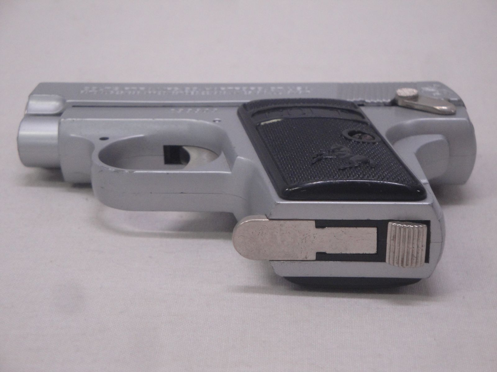 絶版品】アカデミー エアコキ コルト25オート シルバー 絶版品