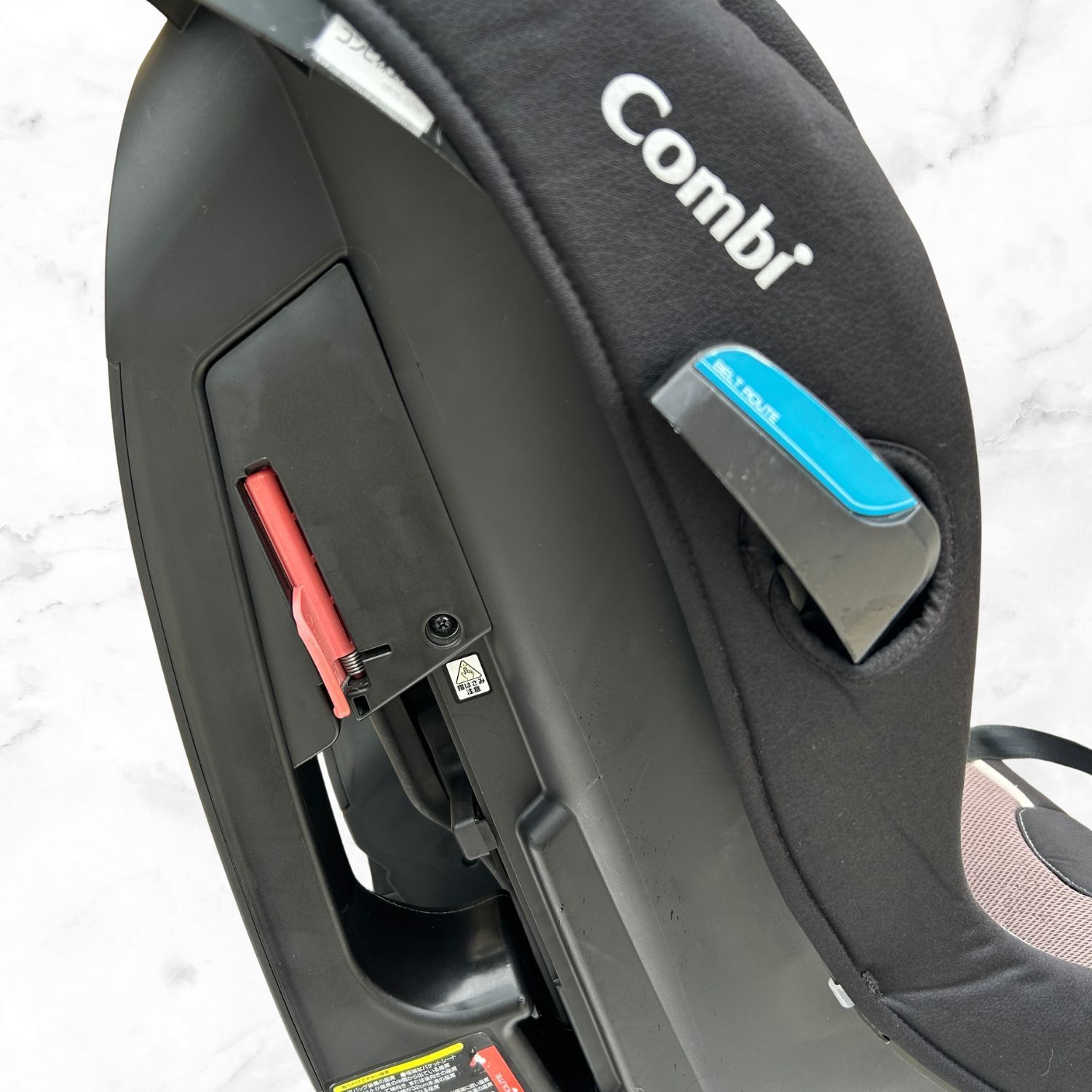 美品】Combi コンビ マルゴットS トリノグレー シートベルト固定