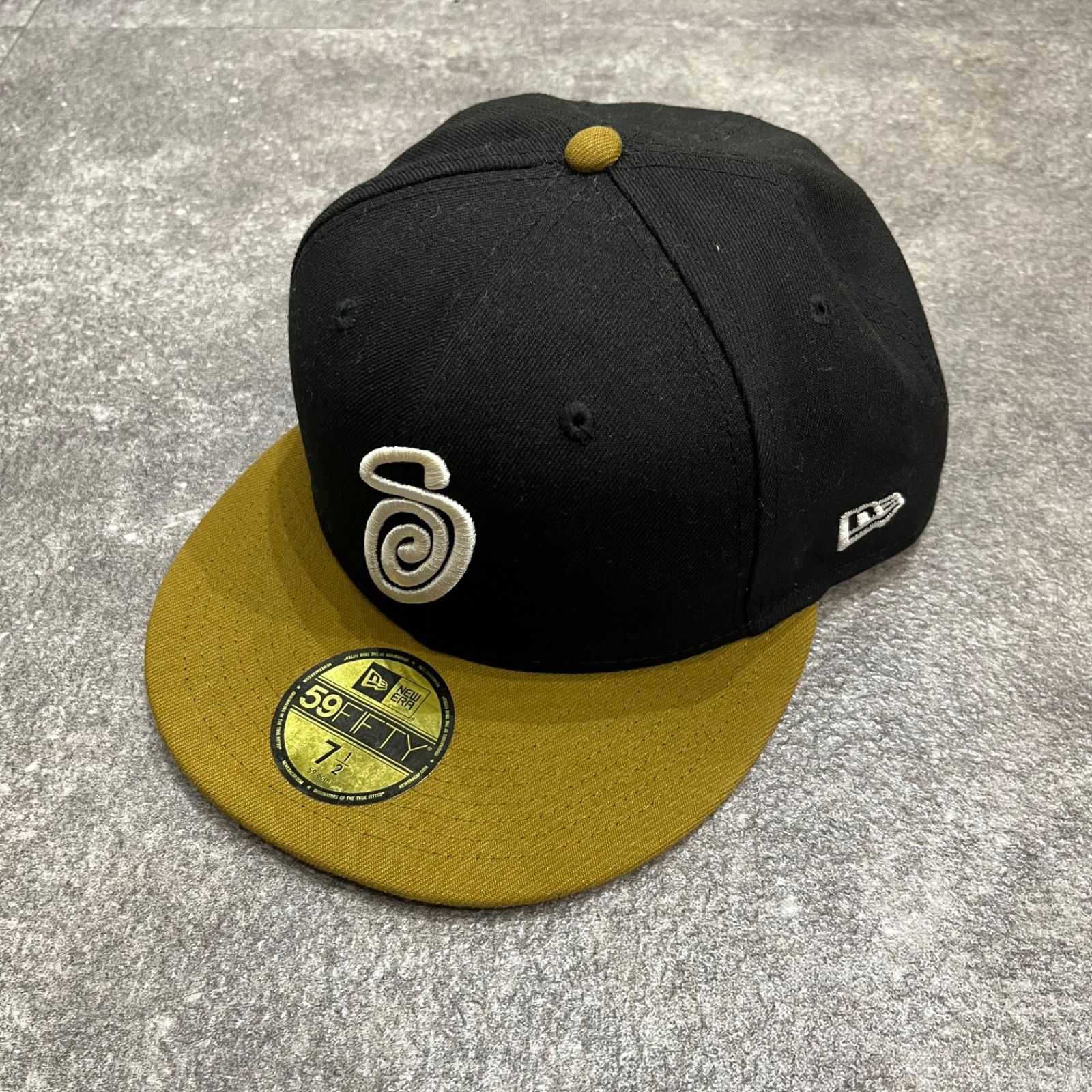 Stussy 59FIFTY ベージュキャップ 7 1/2 Stussy Curly S 59Fifty New