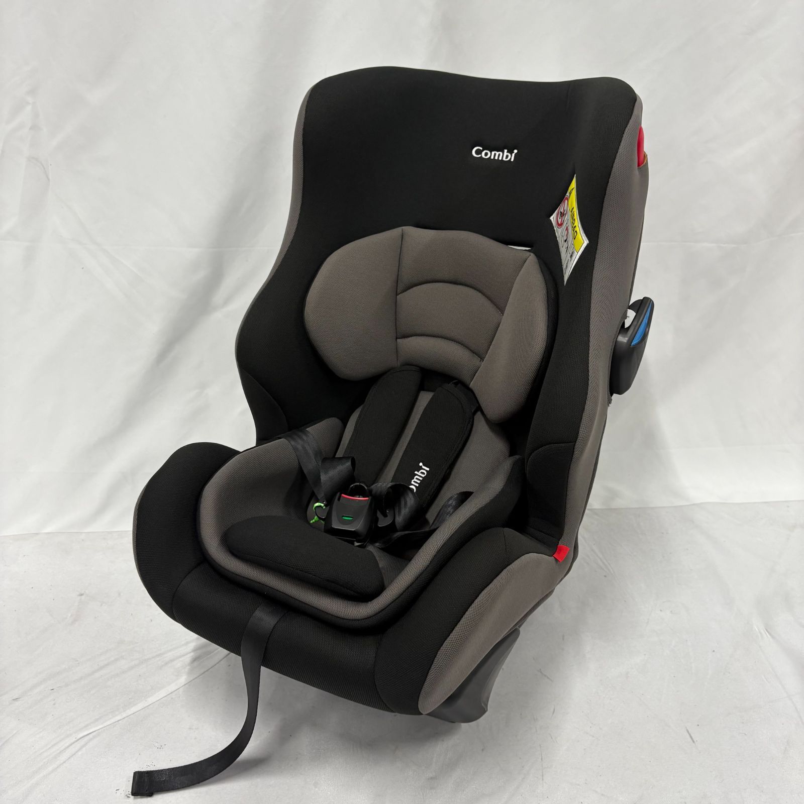 コンビ マルゴットEG チャイルドシート 新生児〜7歳 長く使える