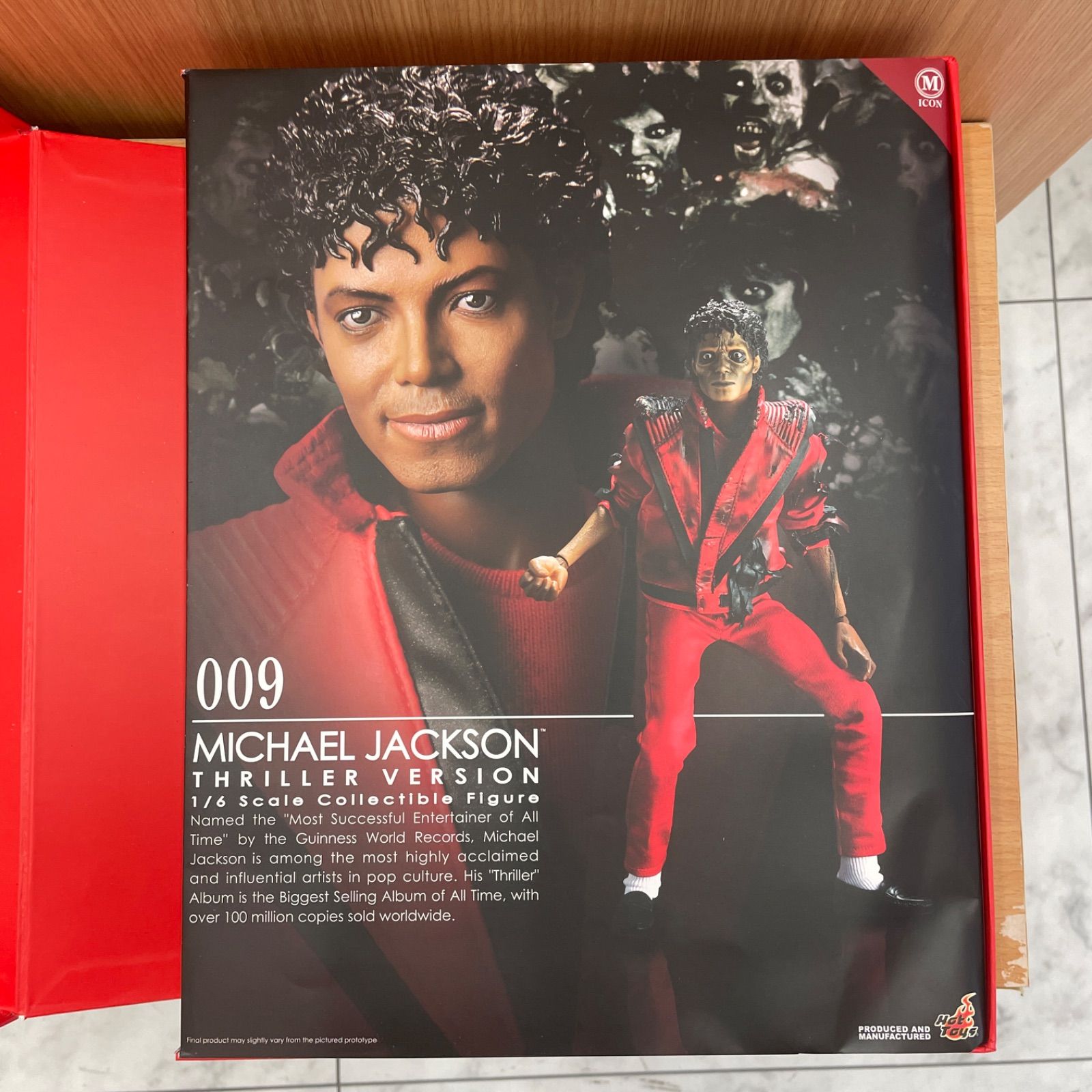 美品 ホットトイズ Michael Jackson（Thriller版）