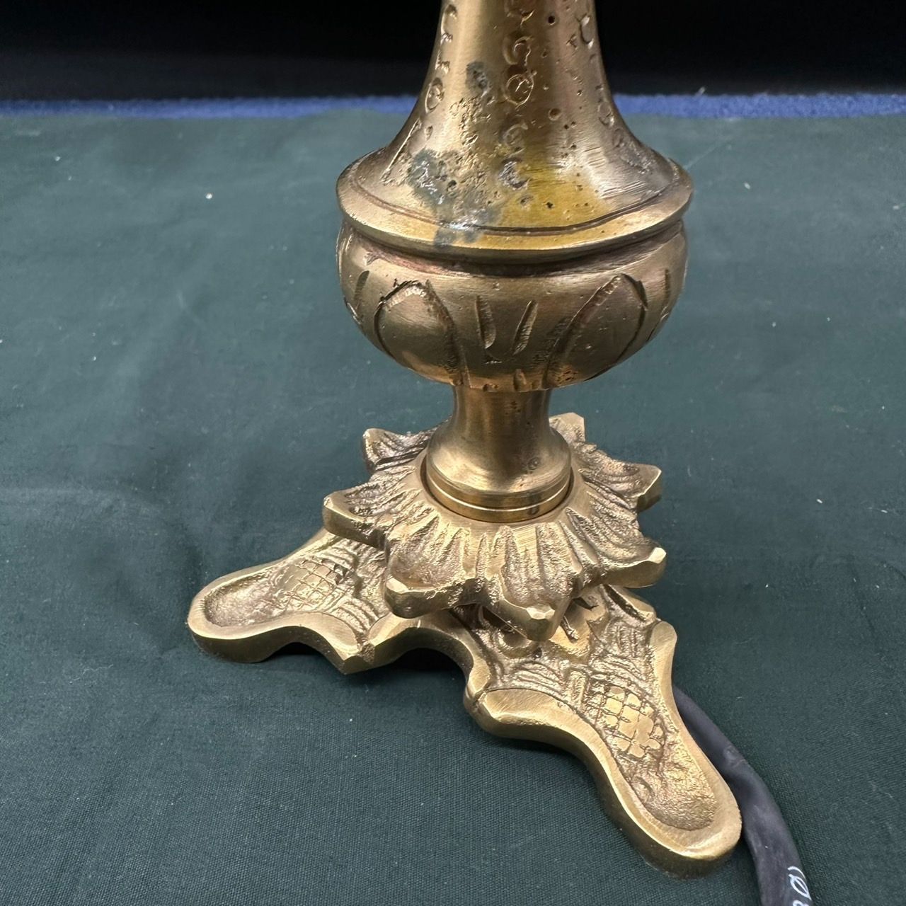 エミールガレ 真鍮台座 ランプ 1灯照明 カメオ彫り 被せガラス 高さ