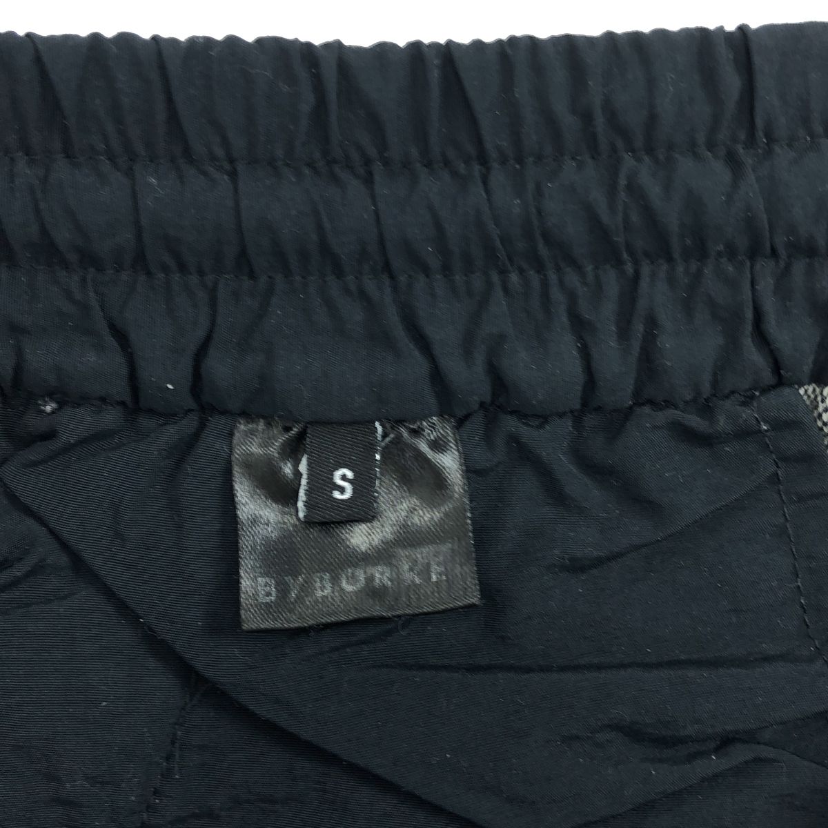 byborre バイボレ パンツ 黒 白 byborre バイボレ パンツ 黒 白