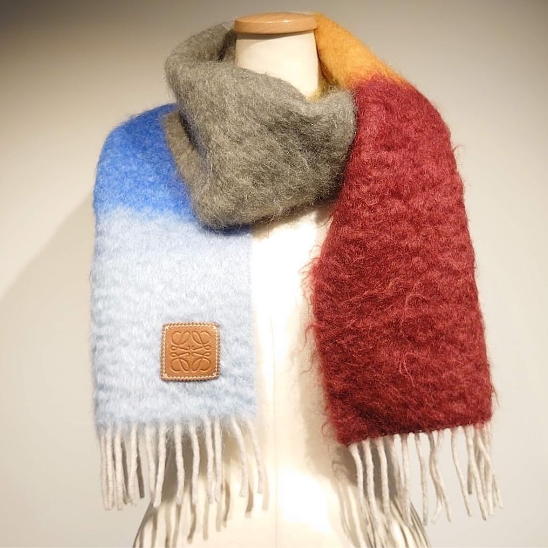 ロエベloewe マルチカラーフリンジマフラー