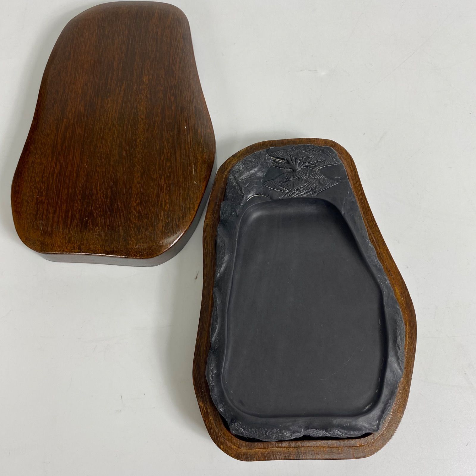 端渓硯 松彫刻 硯 木箱付き 中国硯 唐硯 文房四宝 書道用品 墨磨き