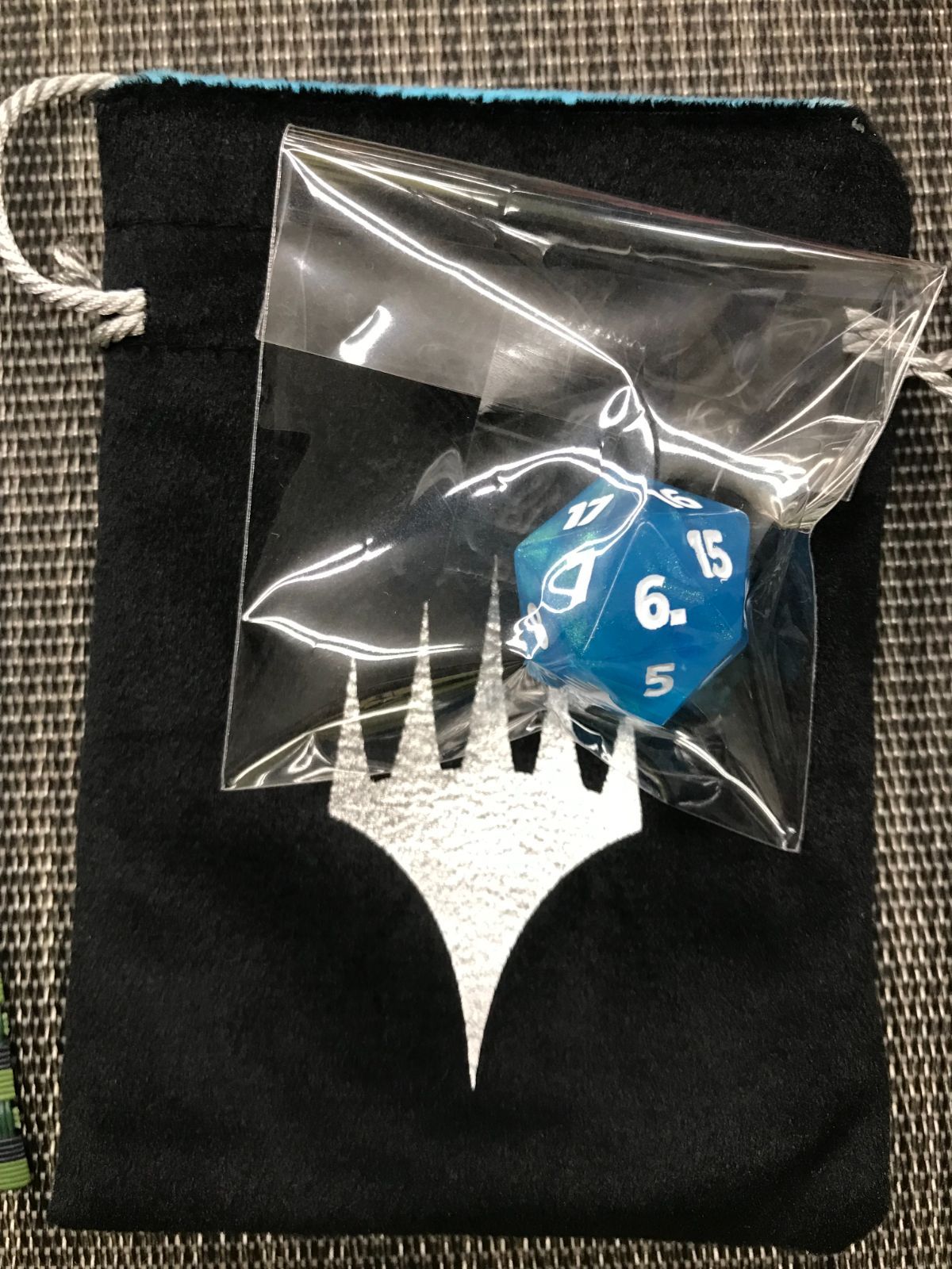 MTG/ FF /プレリリースキット/クリスタル／ダイス Magic: The