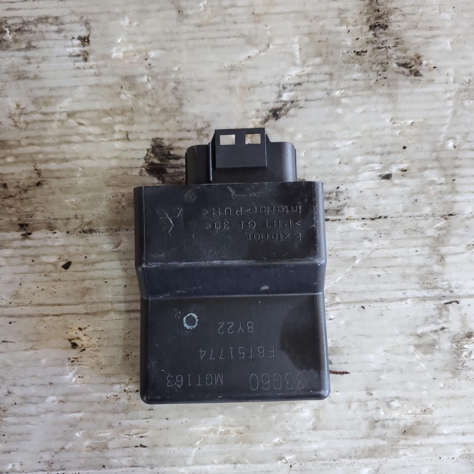 Audi S4 ガラスのオブジェ 置物 非売品