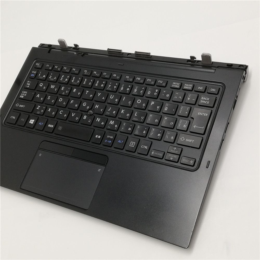 12.5型 ノートパソコン 東芝 R82/P 無線 SSD タッチ Win11