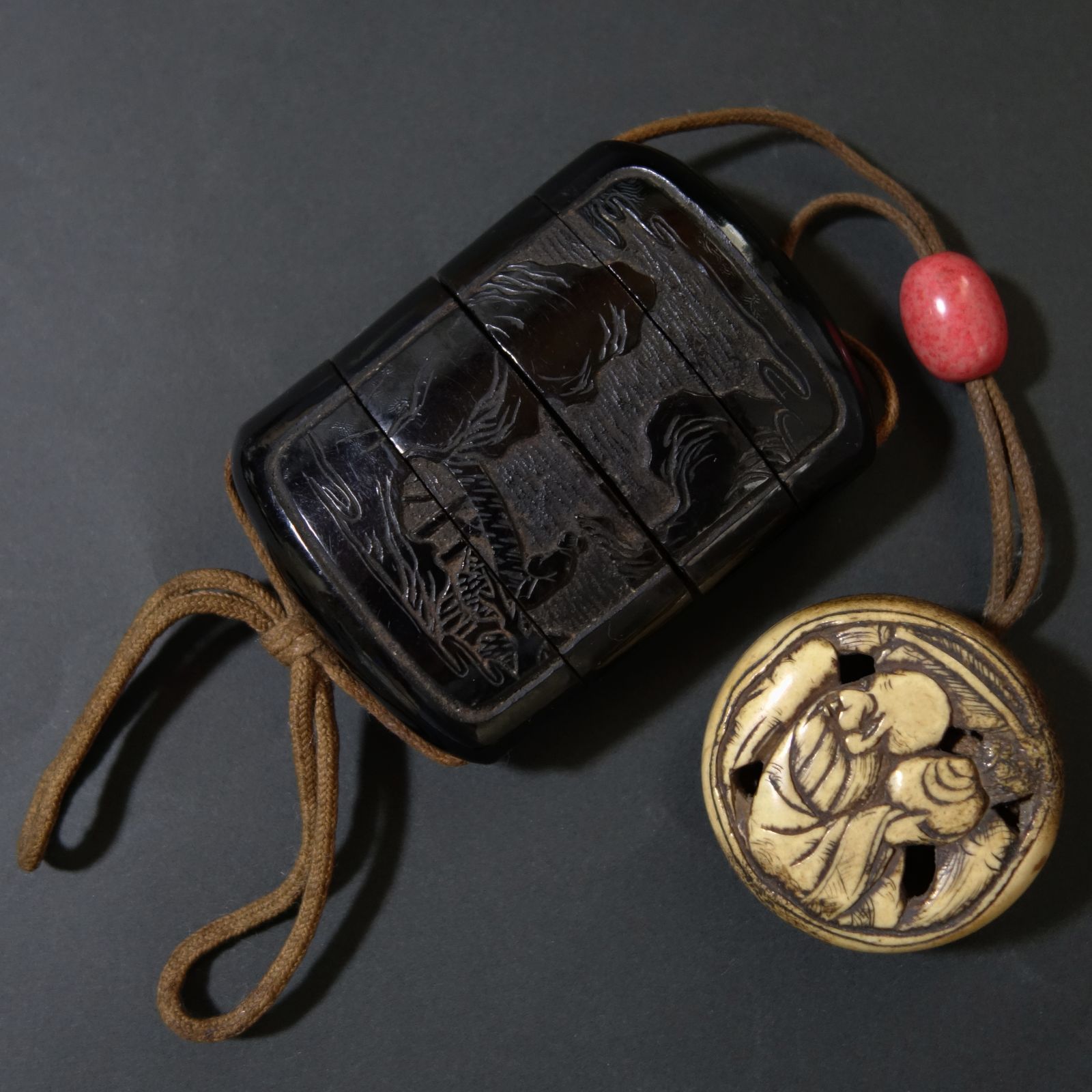 一点物】鹿角×印籠 伝統技術の手作り工芸品 一点物】鹿角×黒柿