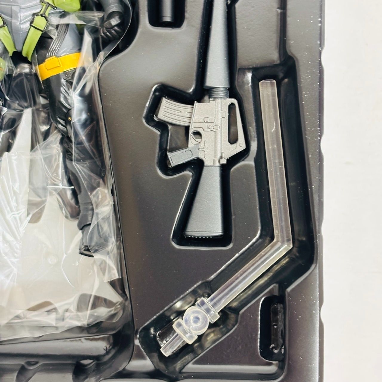 リボルテック ヤマグチ メタルギアソリッド スネーク 海洋堂