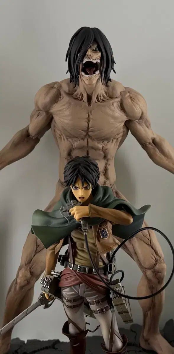 進撃の巨人 一番くじ 壁の外の世界 ラストワン エレン巨人フィギュア