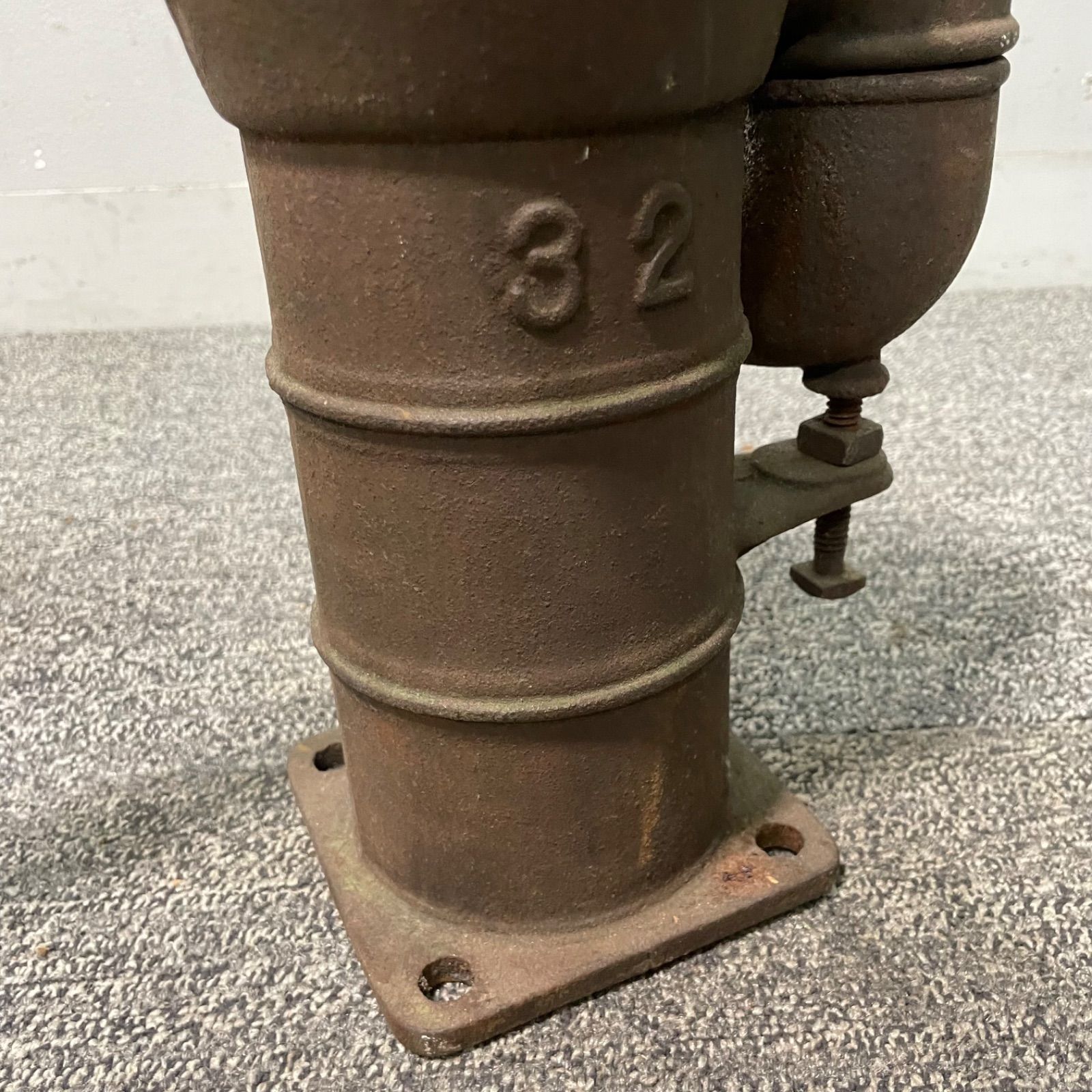 ♭ 手押しポンプ TRADEMARK K 井戸 手動式 昭和レトロ ガーデニング