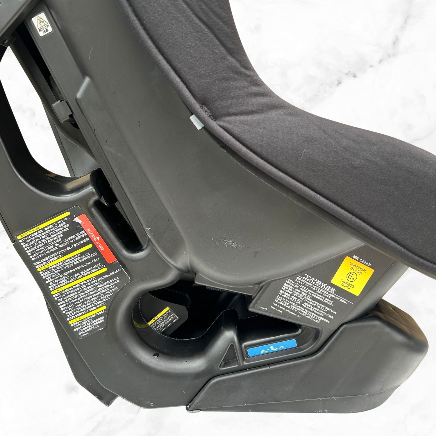 美品】Combi コンビ マルゴットS トリノグレー シートベルト固定