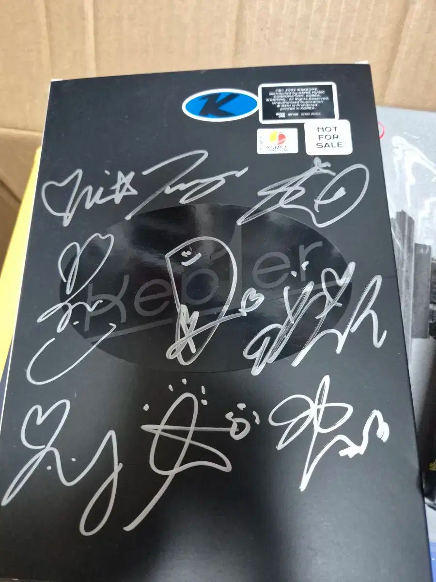 Kep1erメンバー全員のサイン入り韓国のスタンプブック Kep1er 全