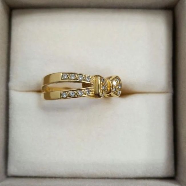 Ponte Vecchio ポンテヴェキオ リボンモチーフ K18 YG ダイヤモンド